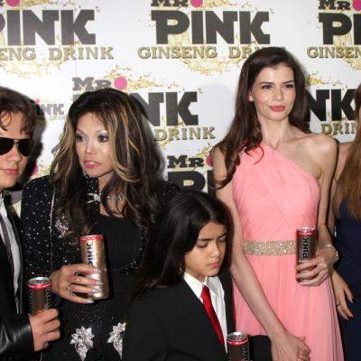 Cât este de superbă! Monica Gabor, apariții elegante la evenimentele din Capitală. Cu cine s-a fotografiat vedeta 