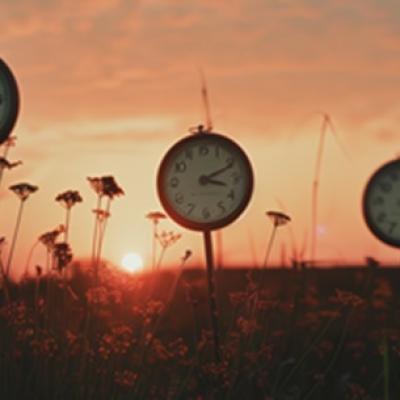 Redefinirea ritmurilor de vară: clocks - rayn, cloudseven și MELINA