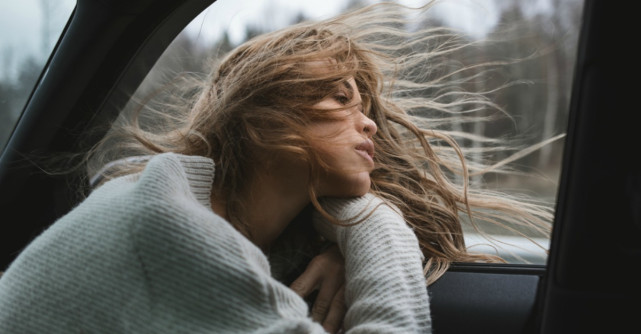 Lucrurile pe care le inveti despre tine atunci cand suferi din iubire