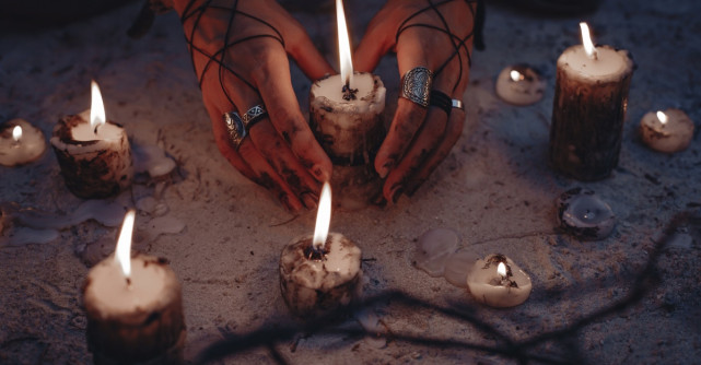 Ritualuri de început de an: aliniere interioară, claritate și deschidere către abundență, sănătate și iubire
