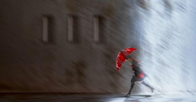 4 Adevăruri uitate care te pot ajuta să faci față vremurilor grele