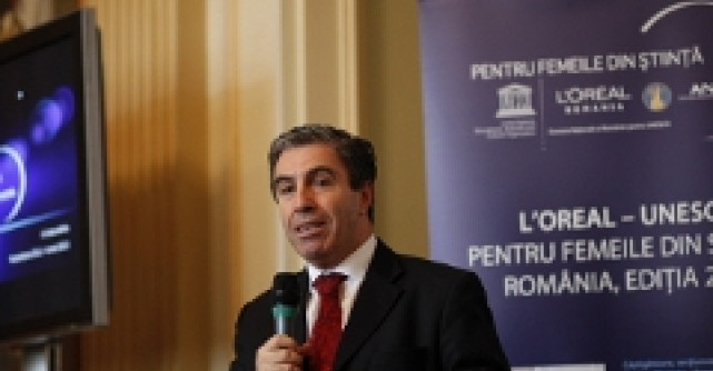 Cea de-a 3-a editie a programului Unesco - L'Oreal 
