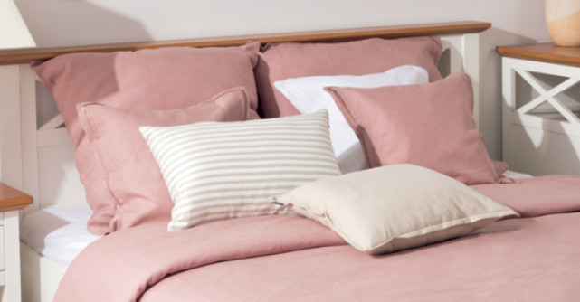 Visezi cu ochii deschisi ca dormi? Si tu meriti un somn usor