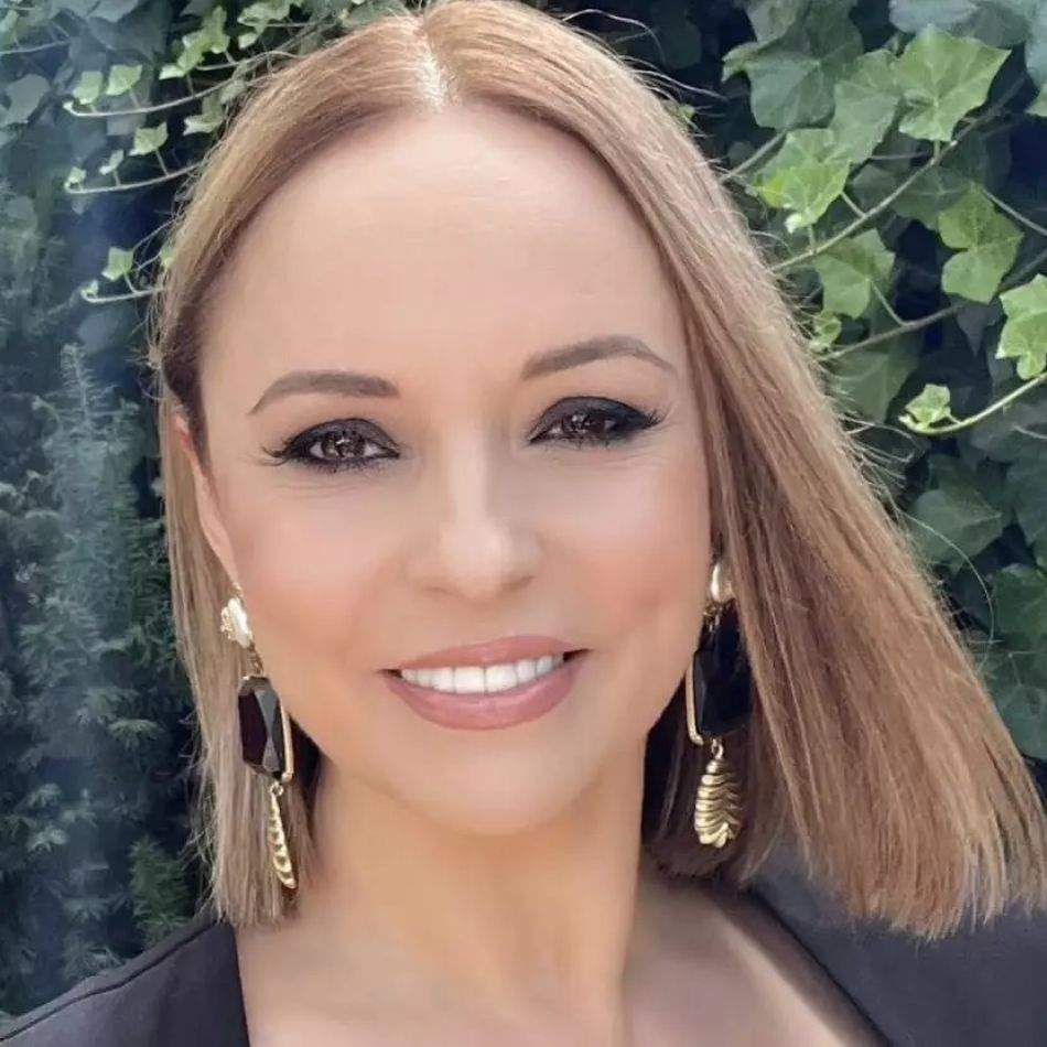 Andreea Marin, mai mândră ca niciodată de fiica sa! Violeta, discurs la Palatul Parlamentului: Au transformat un...