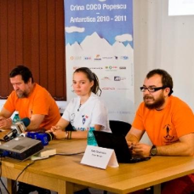 Crina Coco Popescu pleaca in expeditia Antarctica 2010  2011