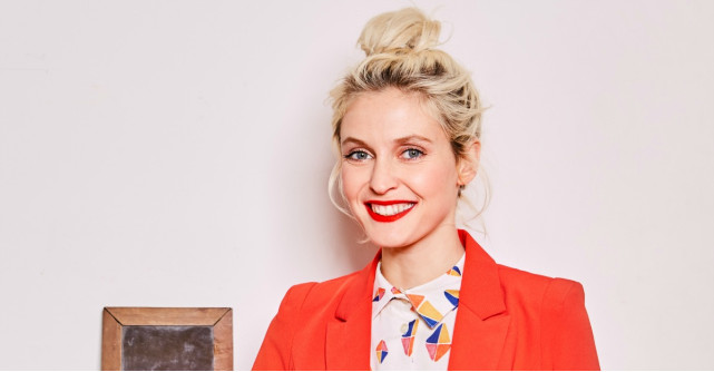 Bourjois prezinta look-ul chic parizian de primavara inspirat de Elise Chalmin