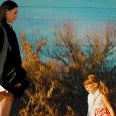 Ghiță se întoarce acasă: Cleopatra Stratan reface drumul spre copilărie printr-o reinterpretare a hitului care a cucerit țara 