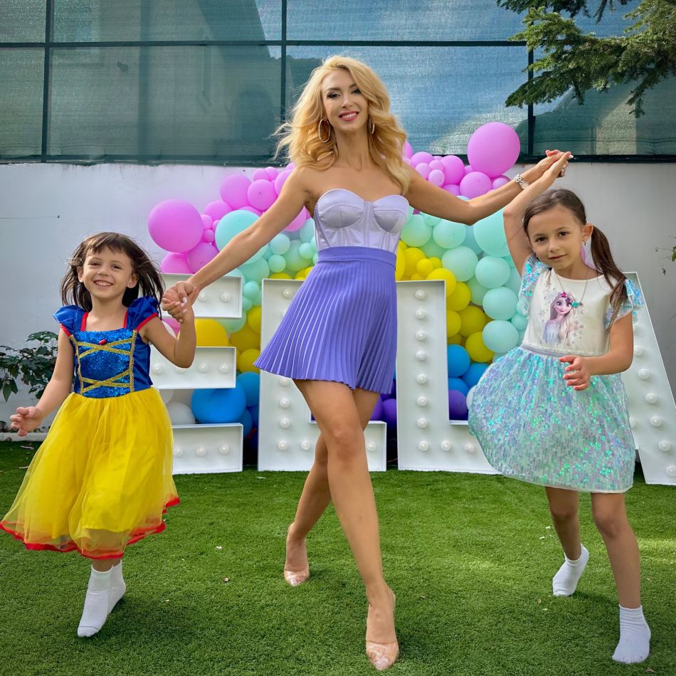 Andreea Bălan, despre implicarea lui Victor Cornea în relația cu fiicele sale 