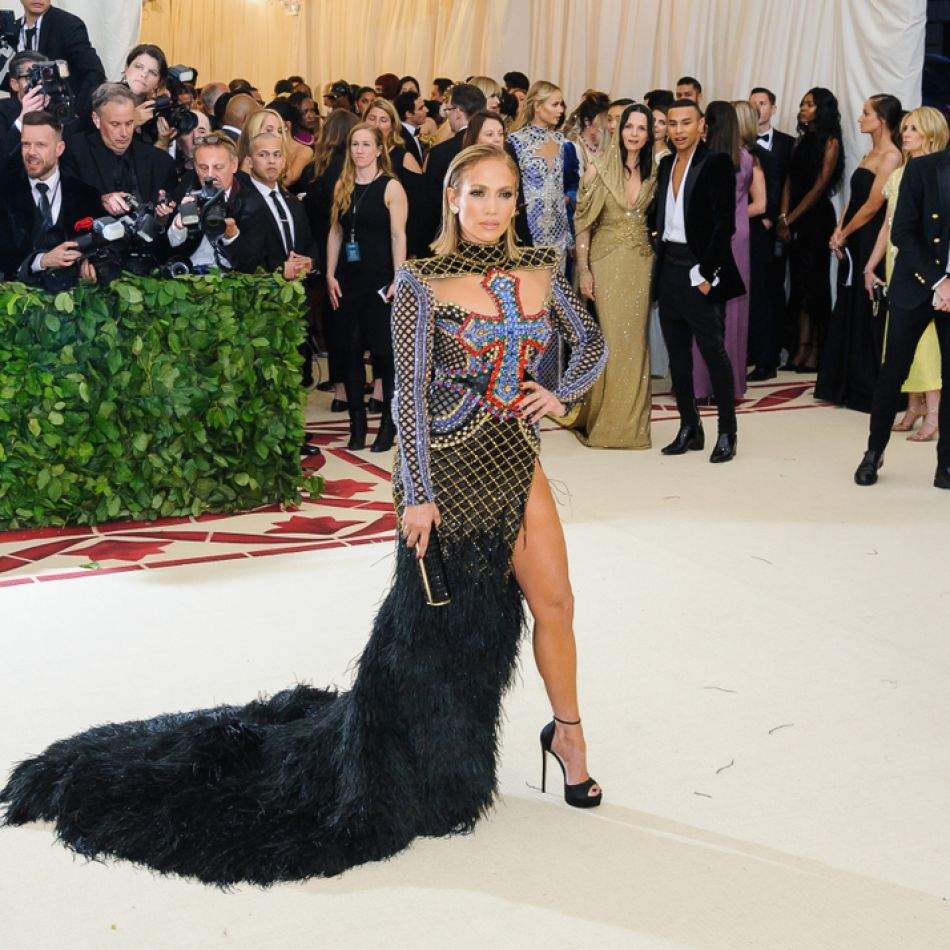 Biletul la Met Gala costă cât un apartament. Din culisele unui preț exorbitant