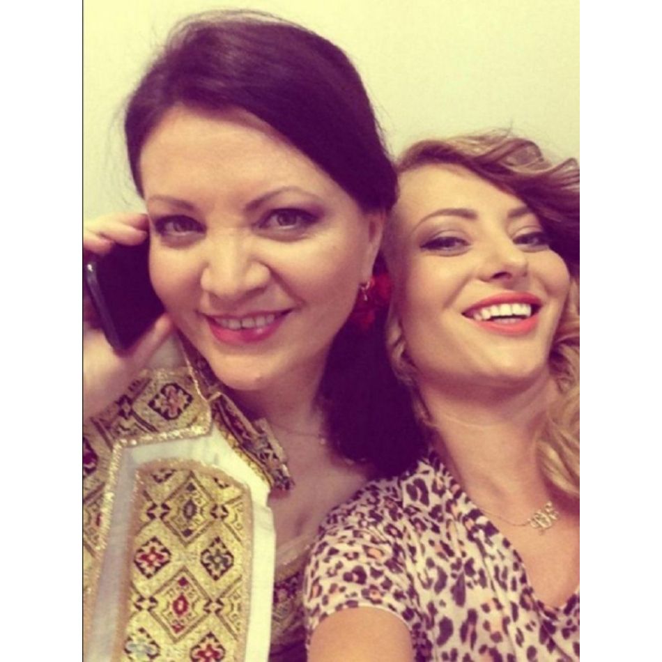 Vedeta alături de care fostul soț al Oanei Matache, Răzvan Miheț, a venit însoțit la nunta lui Smiley