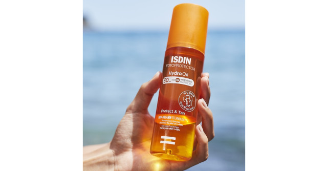 ISDIN Hydro Oil SPF 30 – protecție bifazică și dublă acțiune pentru o piele sănătoasă cu un bronz natural