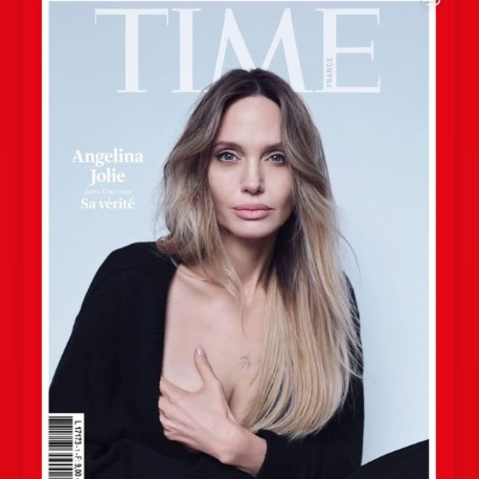 Angelina Jolie își arată cicatricile pentru prima dată, la mai bine de un deceniu după dubla mastectomie