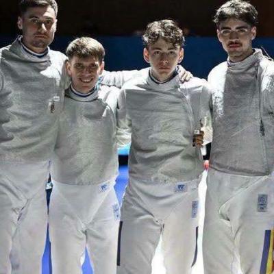 Mândrie națională: Echipa masculină de sabie a României urcă pe podiumul Campionatelor Mondiale
