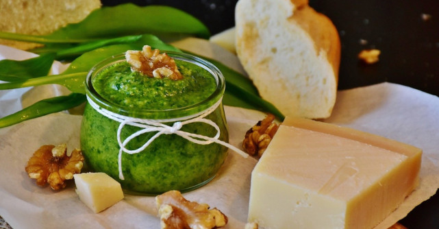 Reteta lui Jamie Oliver pentru pesto de mazare: Noul tau sos favorit pentru paste!