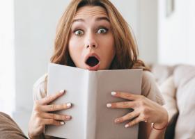 Cititul dezvolta mintea si sufletul: 4 carti pe care trebuie sa le citesti iarna aceasta!