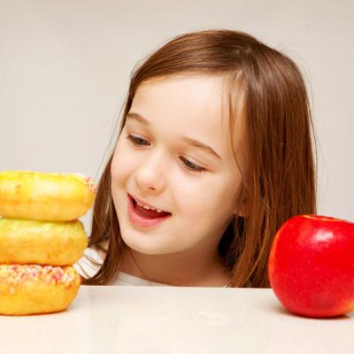 Obezitatea la copii: Specialistii spun ca se mosteneste