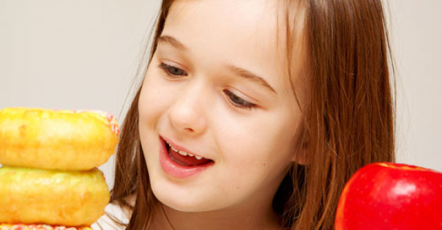 Obezitatea la copii: Specialistii spun ca se mosteneste