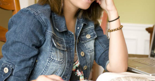 Cum recunosti o femeie inteligenta. 8 lucruri pe care le face in legatura cu banii 