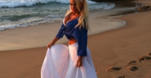 Anda Adam domina lumea