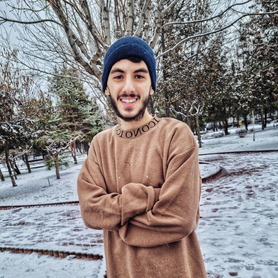 Îl mai știi pe Omar Arnaout, primul câștigător Next Star? Artistul a devenit tată la doar 22 de ani: A venit! Dumnezeu e Mare!