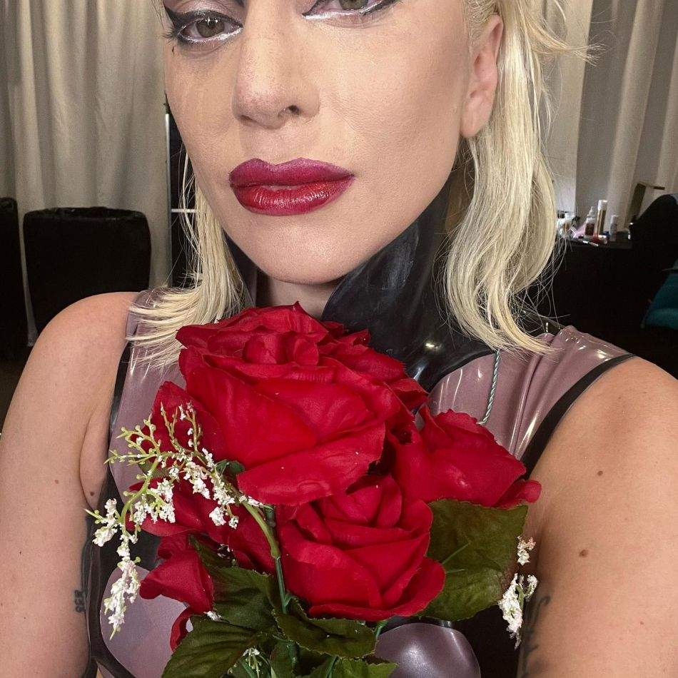 Lady Gaga s-a logodit cu Michael Polansky: O poveste de dragoste cu un nou început