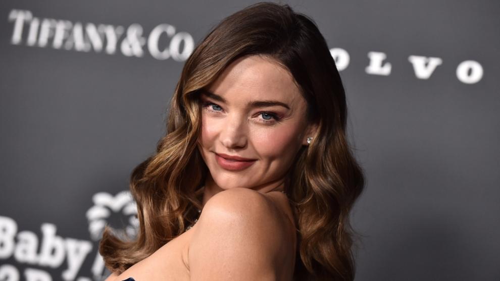 Miranda Kerr dezvăluie dieta ei strictă și motivul pentru care nu mănâncă niciodată...
