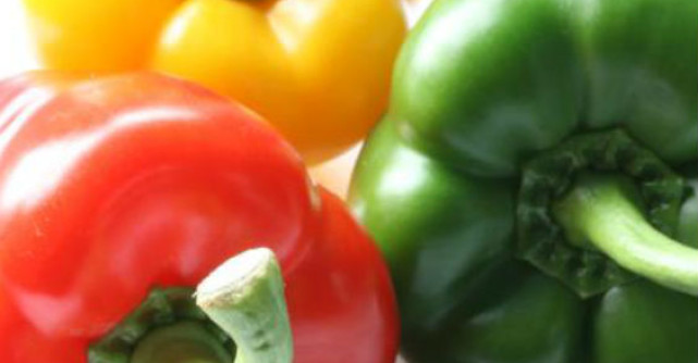 Ardeiul gras: 9 motive puternice pentru a-l consuma!