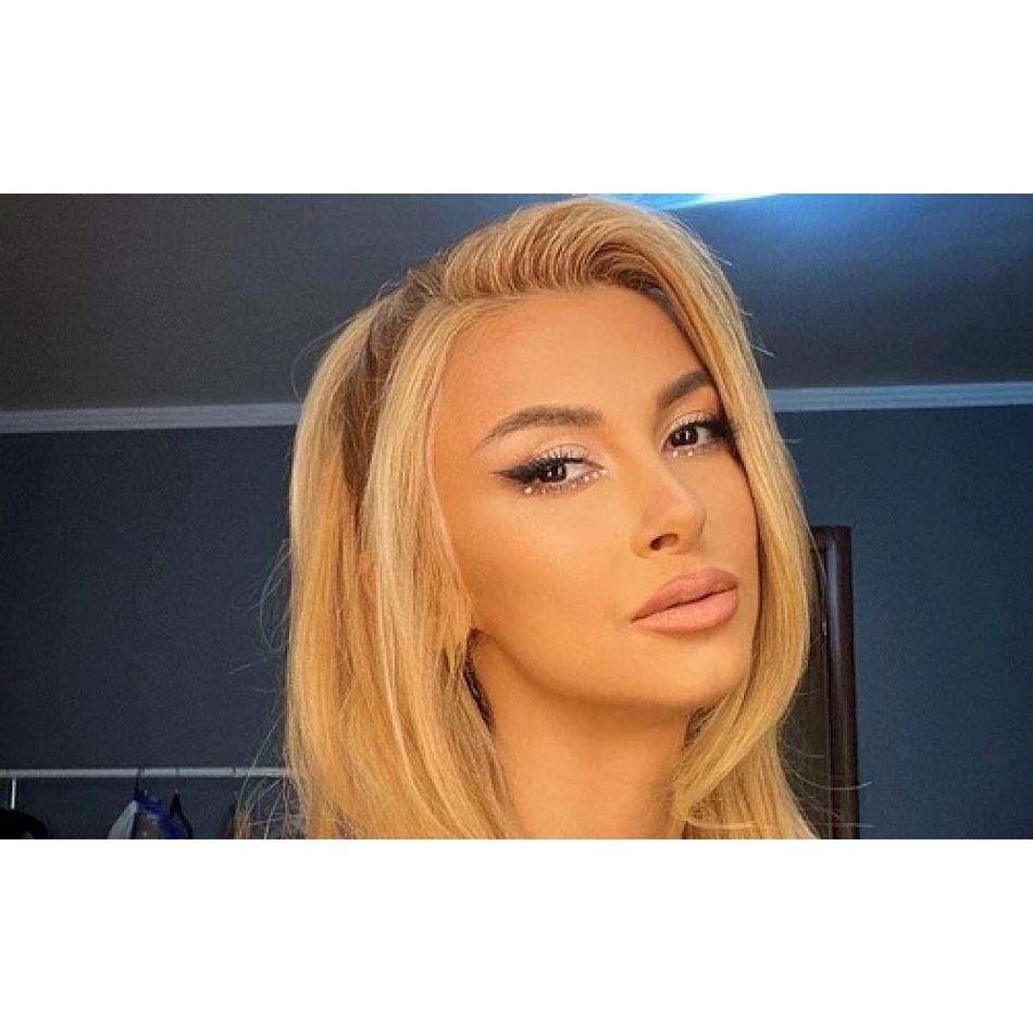 Andreea Bălan iubește din nou! Cine este tânărul cu 10 ani mai mic decât artista, care a făcut-o să mai dea o șansă iubirii?