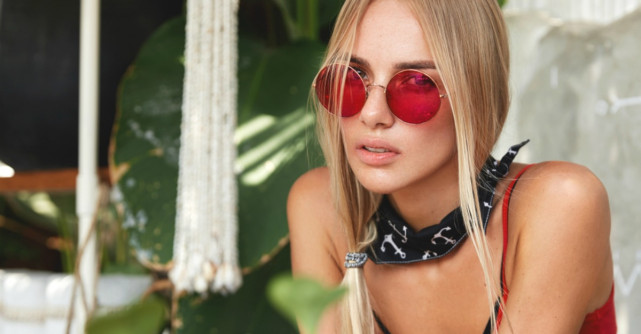 7 ochelari de soare pentru un look cu atitudine