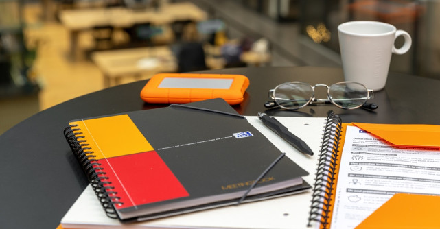 Cum să te organizezi eficient cu agenda organizator: sfaturi pentru organizare și productivitate  