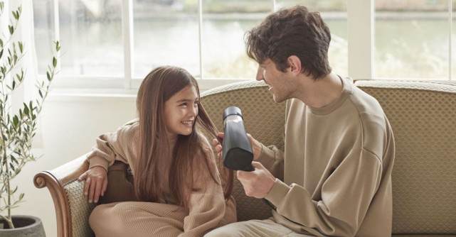 Noul uscător de păr Panasonic EH-NA67 Enrich + Family Care asigură o sănătate avansată a părului întregii familii