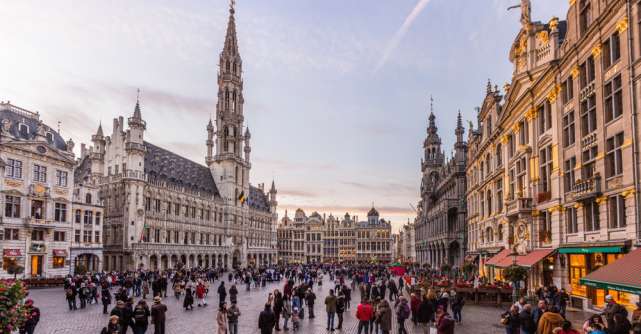 Călătorie prin istoria și cultura Belgiei: orașe medievale, castele și artă flamandă
