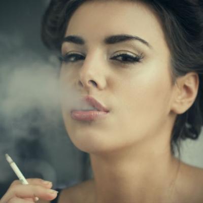 Esti fumatoare? Iata 5 sfaturi pentru o piele frumoasa