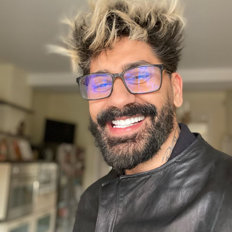 Transformarea lui Connect-r! Ce l-a făcut pe artist să se apropie de religie și să își schimbe radical percepția asupra vieții?