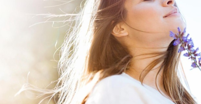 Cum să îți cultivi energia feminină cu hobby-uri practice?