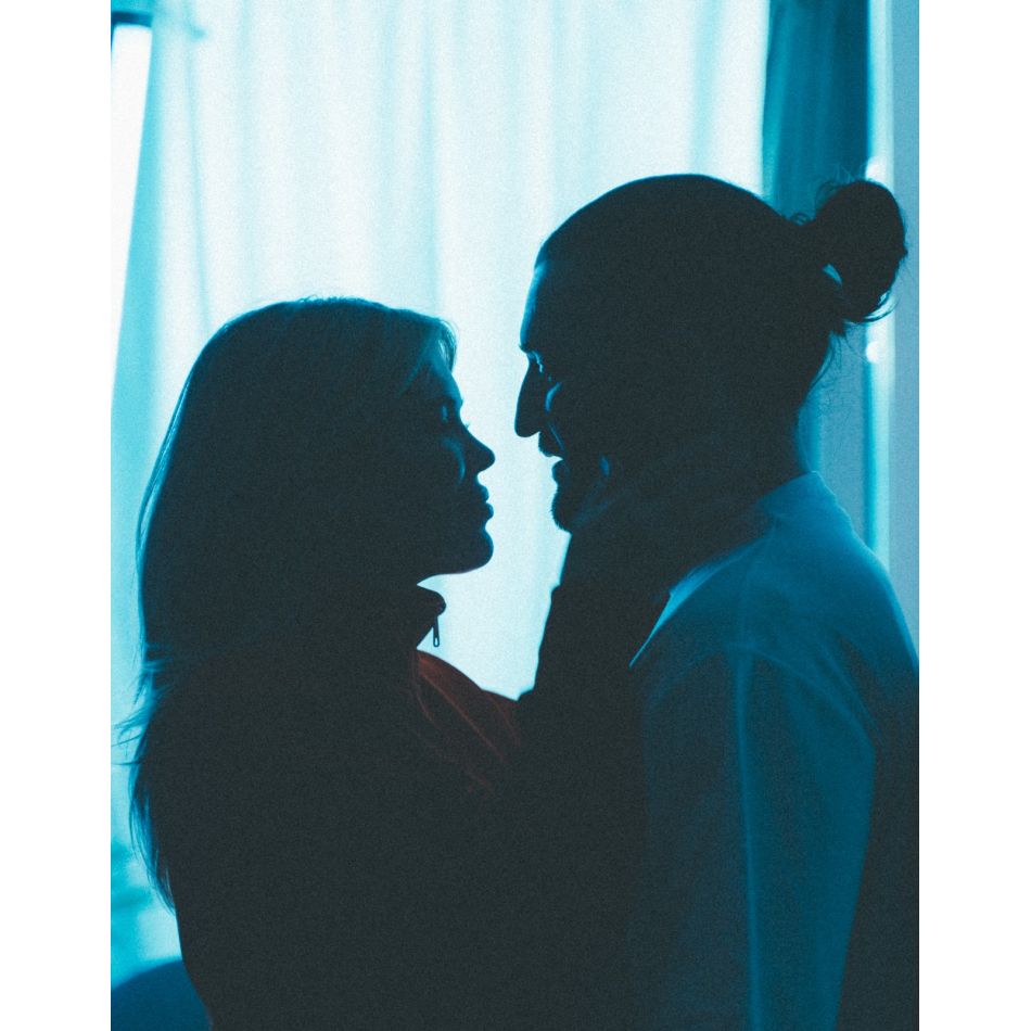 Smiley și Gina Pistol, secvențe de dragoste nebună în Mi-aduc aminte, al patrulea episod din serialul său muzical