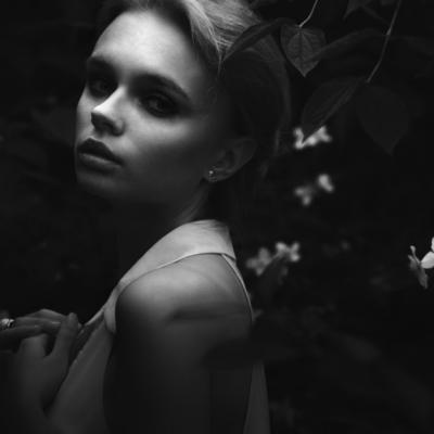 Motivul pentru care femeile care iarta usor nu se pot ierta pe ele