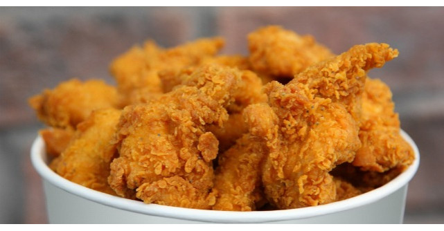 Am aflat reteta secreta a puiului crispy de la KFC