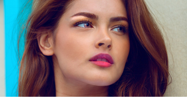 Ce ruj ți se potrivește în funcție de culoarea pielii și a părului