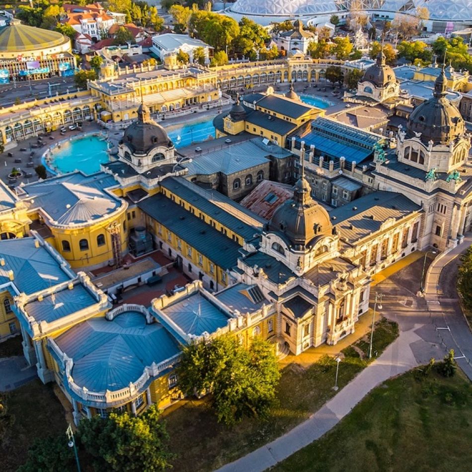 De ce aleg sute de mii de români să se relaxeze în Ungaria? Destinația spectaculoasă în care TREBUIE să ajungi