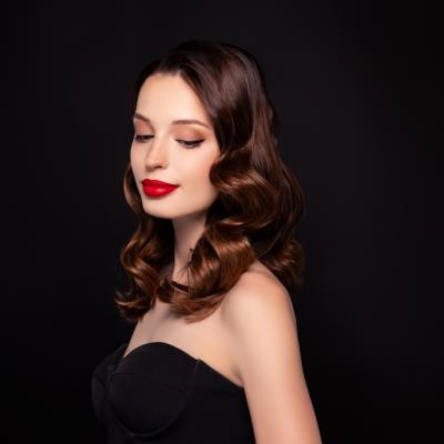 Când o femeie încetează să mai pună întrebări e pentru că altcineva îi oferă răspunsuri mai bune