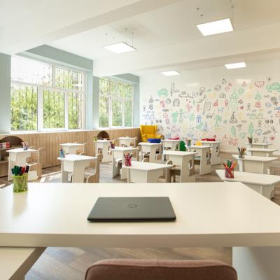 P&G transformă încă o sală de clasă într-un spațiu sigur și primitor pentru elevii clasei pregătitoare