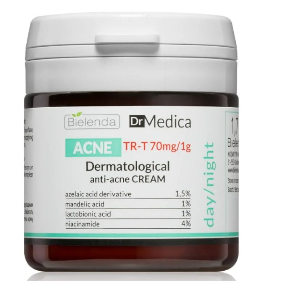 Rutină de îngrijire anti-acnee: 20 de produse care te vor scăpa garantat de coșuri