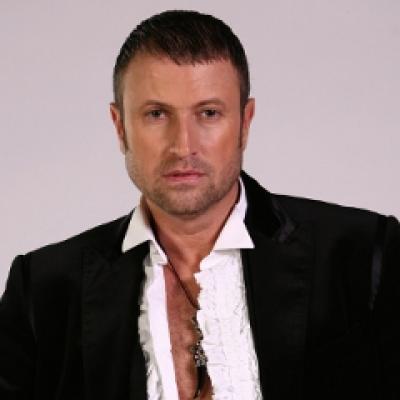 Catalin Botezatu s-a logodit