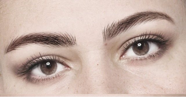 Cum să alegi specialistul potrivit pentru microblading? 