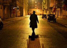 Un mister care te ține în suspans până la final. Serialul original Breslau este acum disponibil pe Disney+