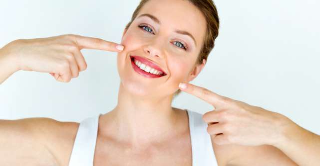 Recomandarea medicului stomatolog: implant dentar sau proteză dentară?
