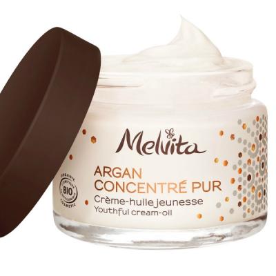 Organic si pretios - uleiul de argan folosit cu pricepere este un real beneficiu pentru piele