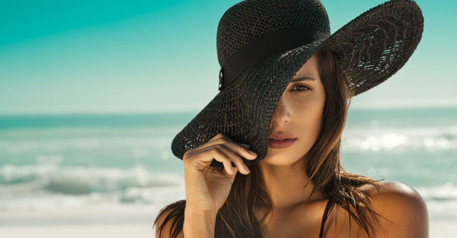 Pălării de damă pentru veri caniculare: 7 modele simpatice