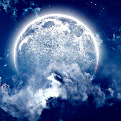 Super Luna Plină din Săgetător de pe 14 iunie ne reunește cu liniștea interioară divină